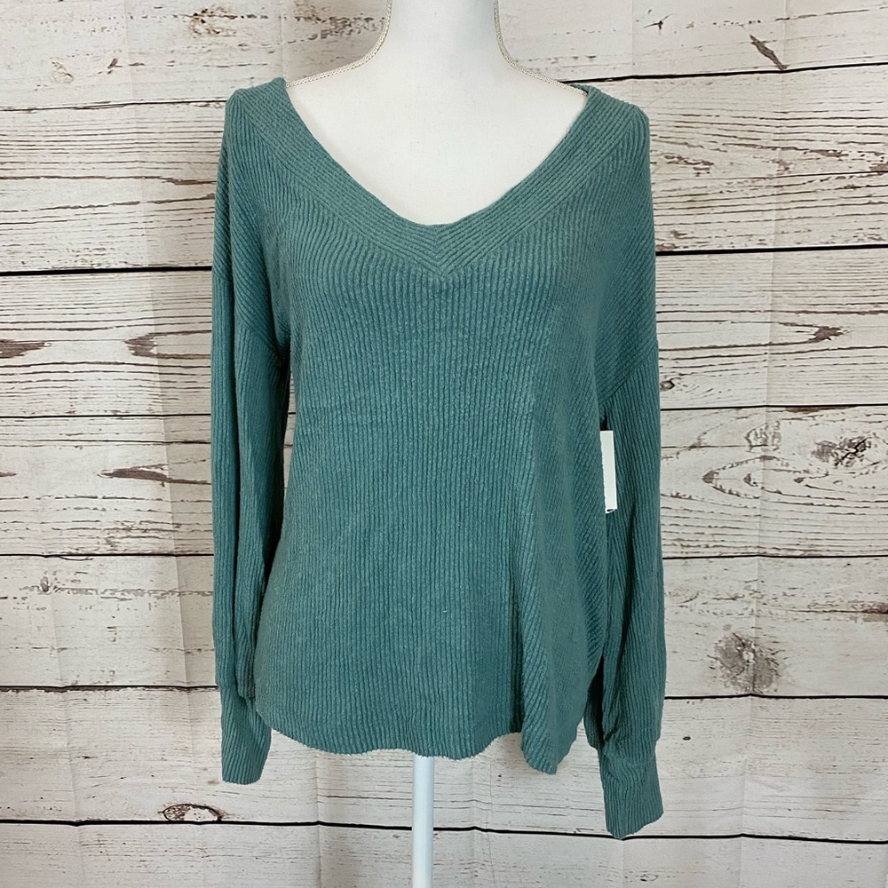 Gibsonlook Blue V-Neck Sweater NWT